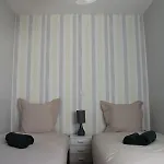 Rose, Détente Et Bien En Famille Avec Jacuzzi Hébergement de vacances