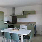 Rose, Détente Et Bien En Famille Avec Jacuzzi Hébergement de vacances *