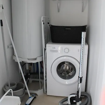 Rose, Sejour Detente Et Bien Etre En Famille Avec Jacuzzi *