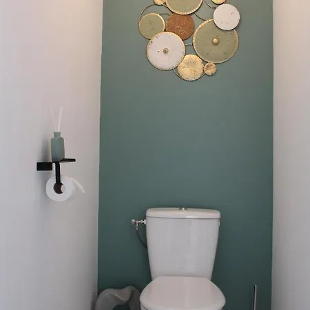 Rose, Sejour Detente Et Bien Etre En Famille Avec Jacuzzi Fontenay-le-Comte