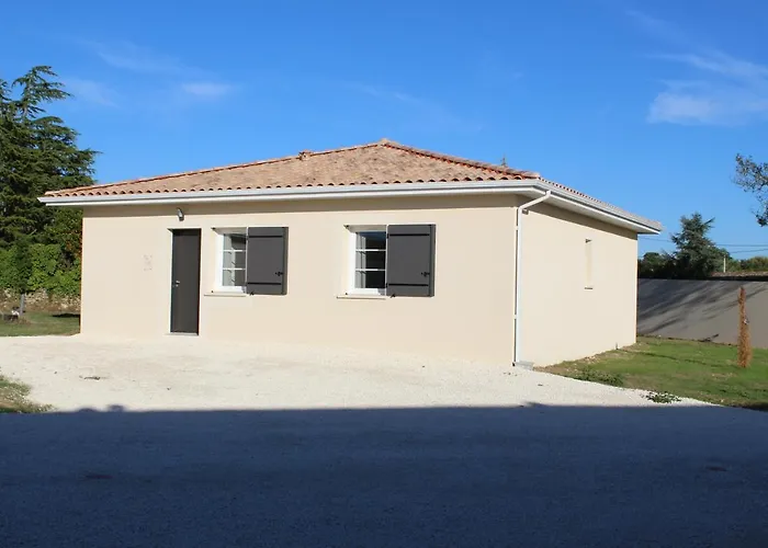 Hébergement de vacances Rose, Détente Et Bien En Famille Avec Jacuzzi