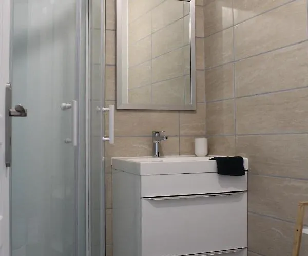 Rose, Détente Et Bien En Famille Avec Jacuzzi Hébergement de vacances *